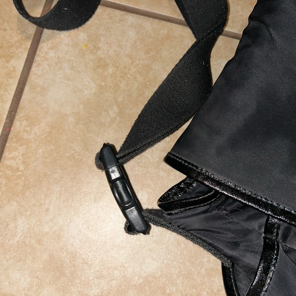 Authentic Tory Burch Messenger bag - Picture 3 of 8